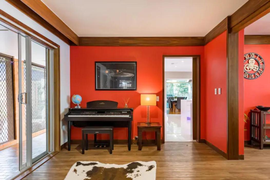 Spacious Hideaway Retreat, Brookfield, บริสเบน ภายนอก รูปภาพ