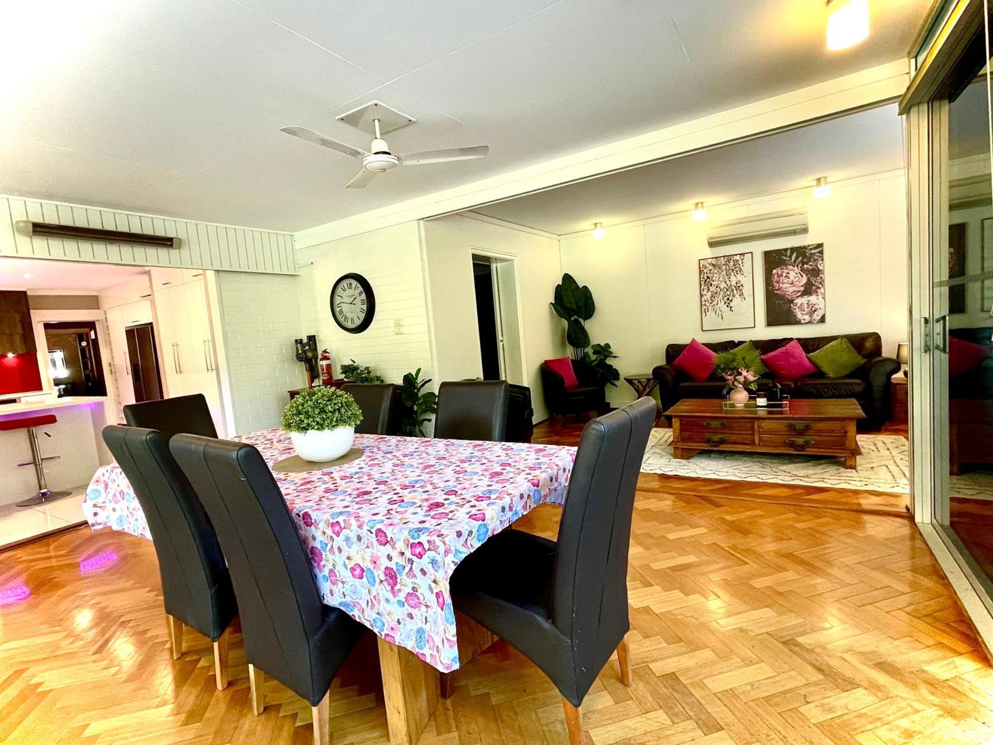 Spacious Hideaway Retreat, Brookfield, บริสเบน ภายนอก รูปภาพ